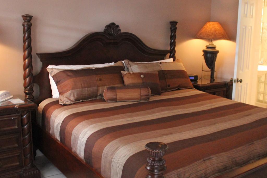 Coral Reef Guesthouse Форт-Лодердейл Экстерьер фото